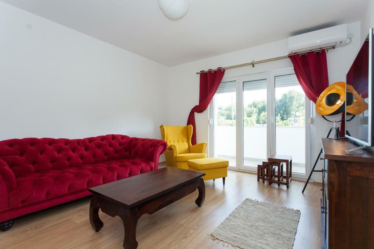 Vintage Appartement Duće Buitenkant foto